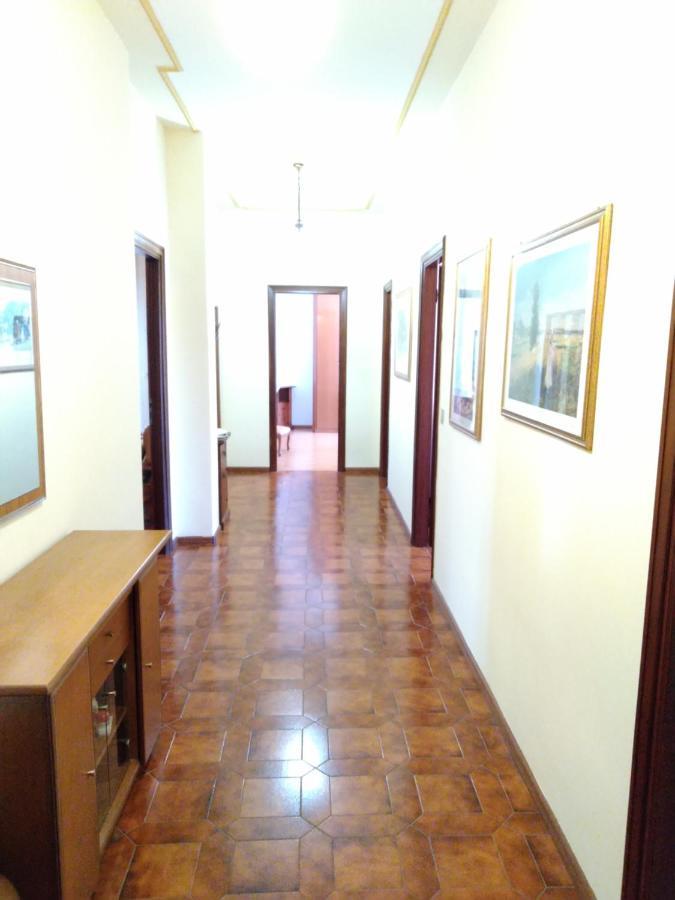 Domanda Apartment Calosso Exterior photo